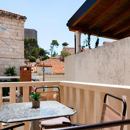 Casa Radha Bella - Two Bedroom Holiday home *
